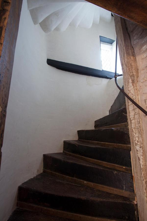 Clearwell Tudor Farmhouse Hotel חדר תמונה