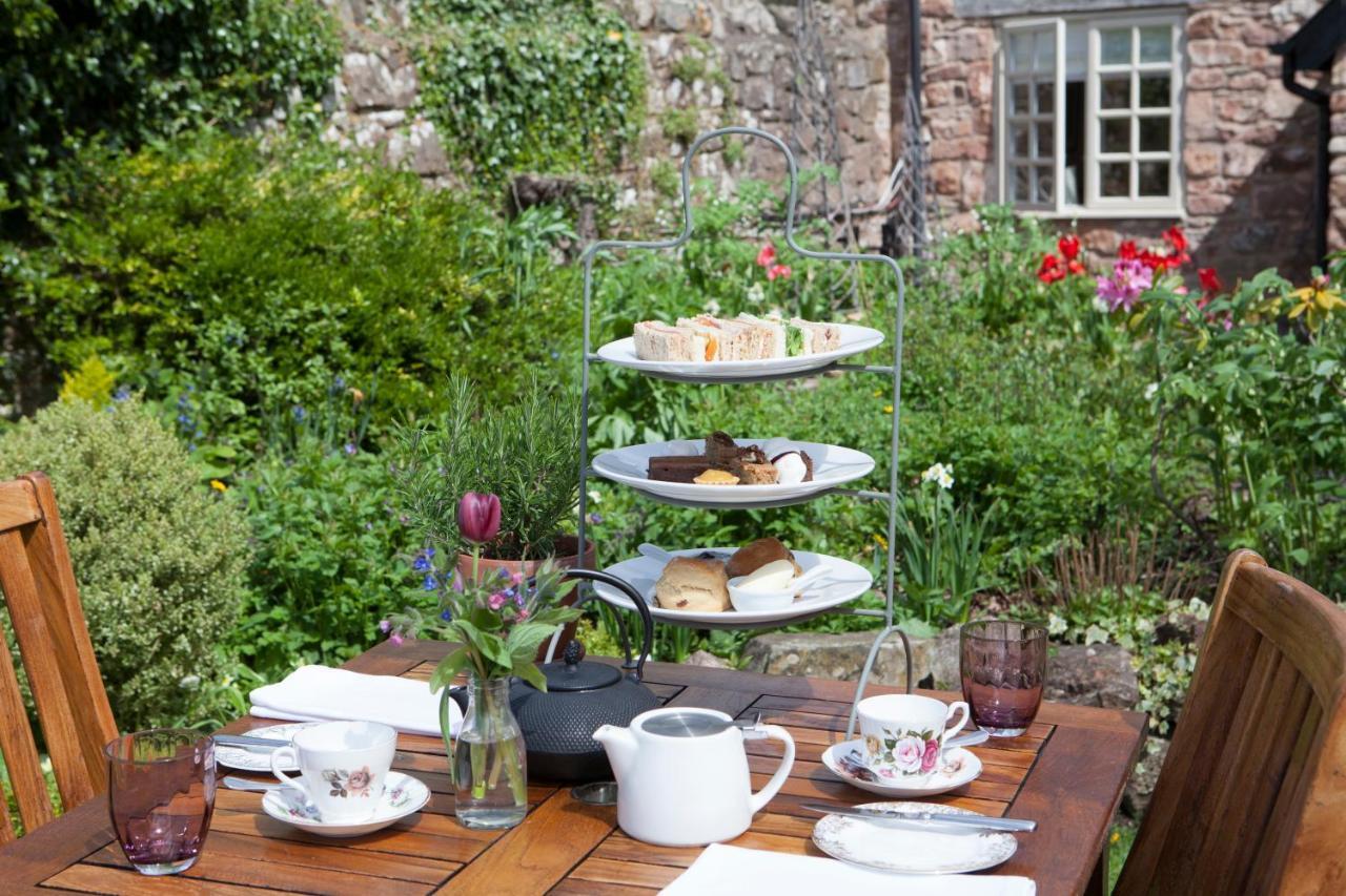 Clearwell Tudor Farmhouse Hotel מראה חיצוני תמונה